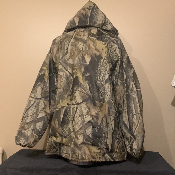 Rain coat - Picture 2 of 5